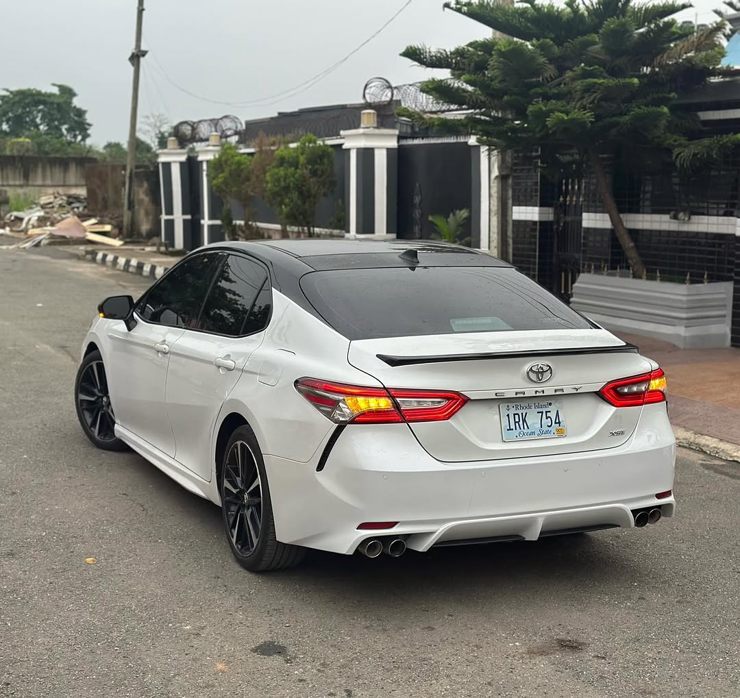 Unleash V6 Power: 2019 Toyota Camry XSE