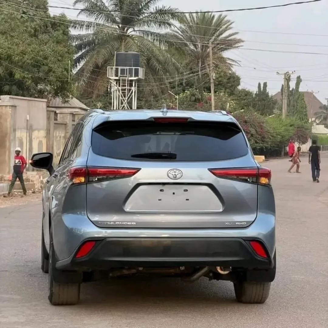 Luxury 2023 Highlander: Your Abuja Status Upgrade