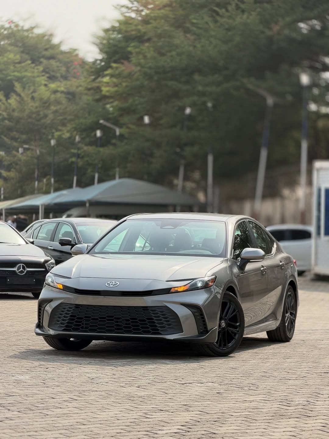 2025 Camry SE Hybrid: Luxury & Savings in Abuja