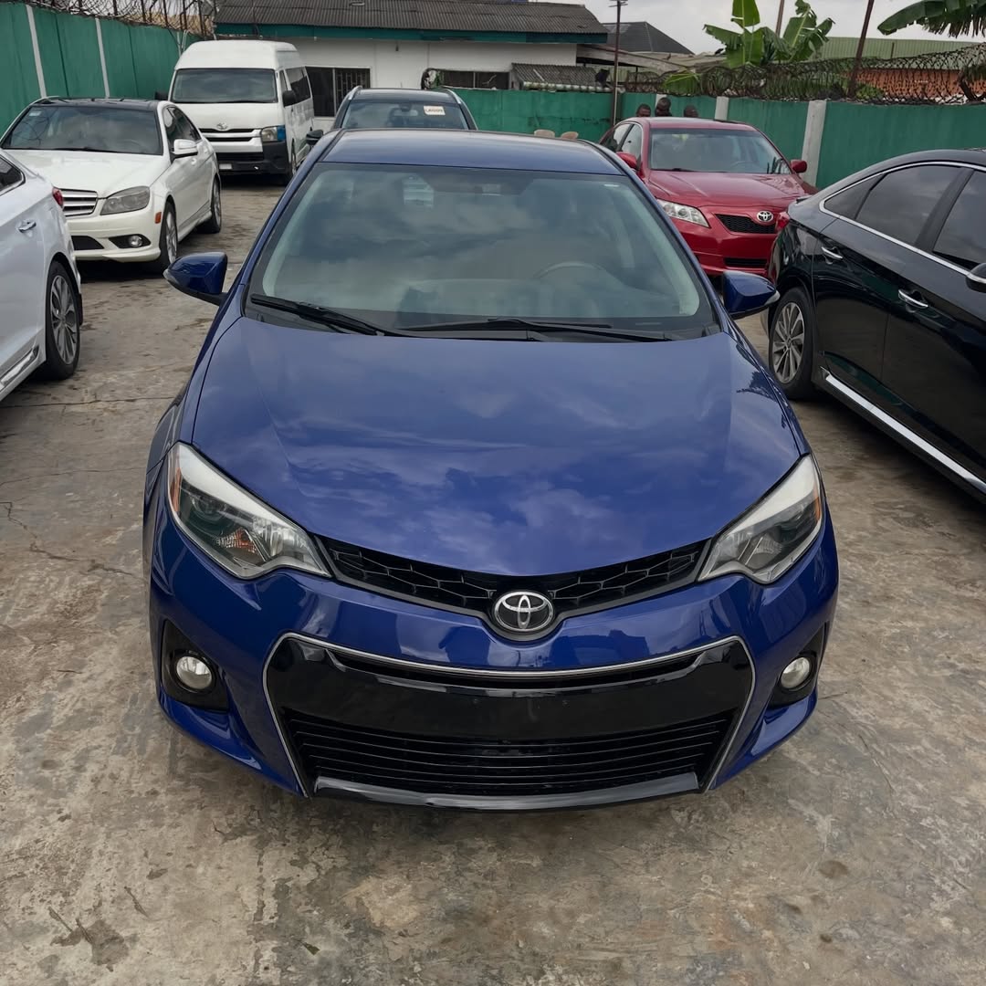Flawless 2014 Corolla Sport: Clean & Ready