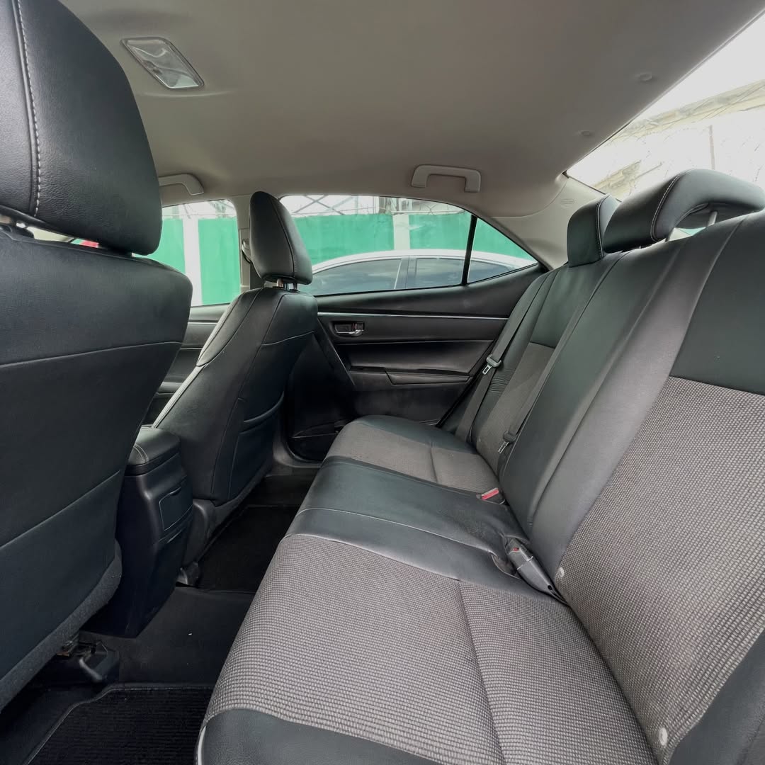 Flawless 2014 Corolla Sport: Clean & Ready