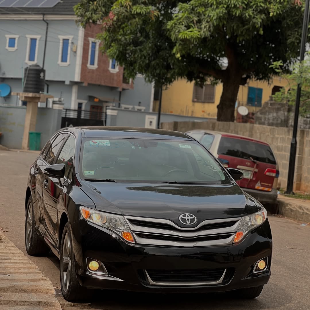 Pristine 2014 Venza: 100% Accident-Free, Ready to Drive