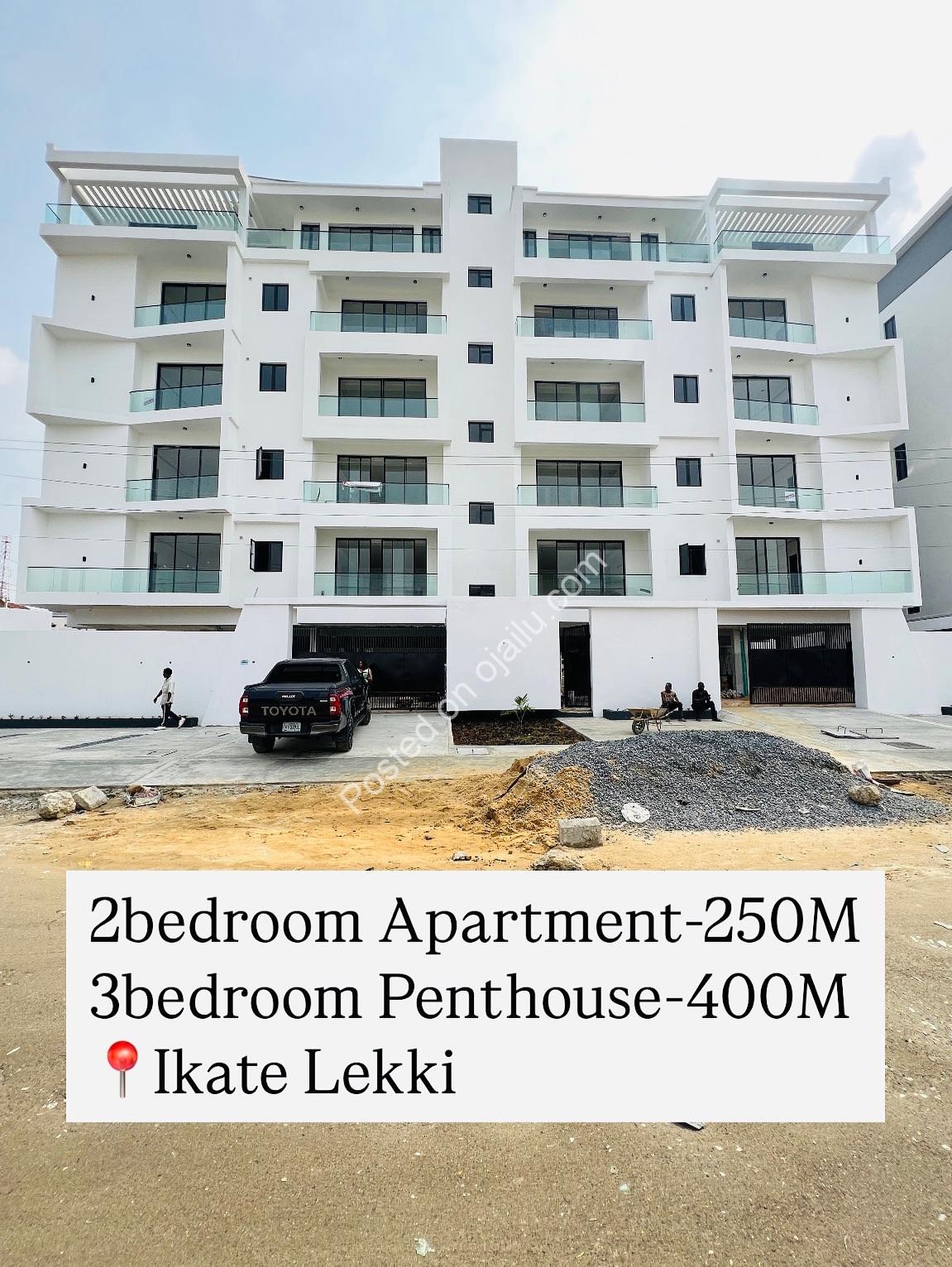 Sleek Ikate Haven: Rooftop Views & 24/7 Luxury