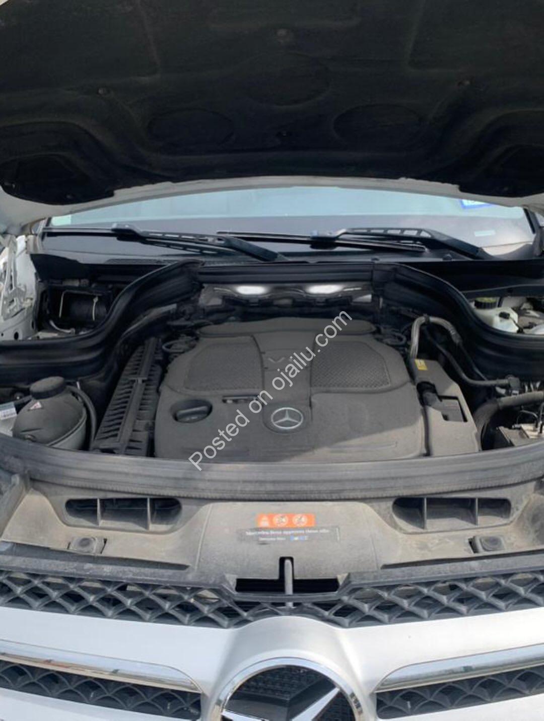 Luxury 2015 GLK350: Panoramic Roof, Full Option