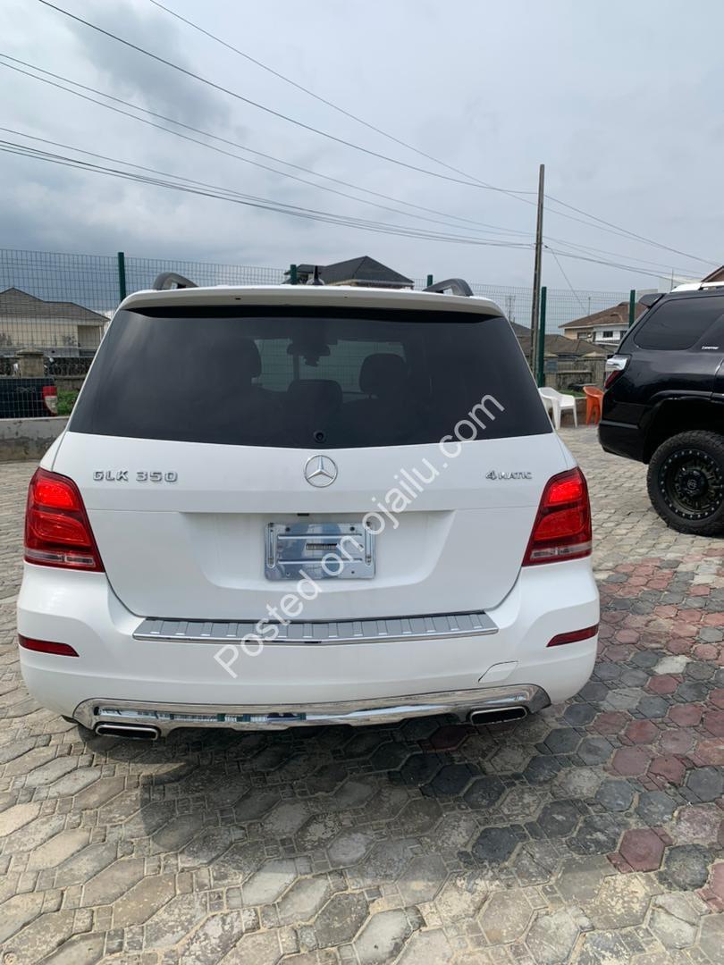 Luxury 2015 GLK350: Panoramic Roof, Full Option