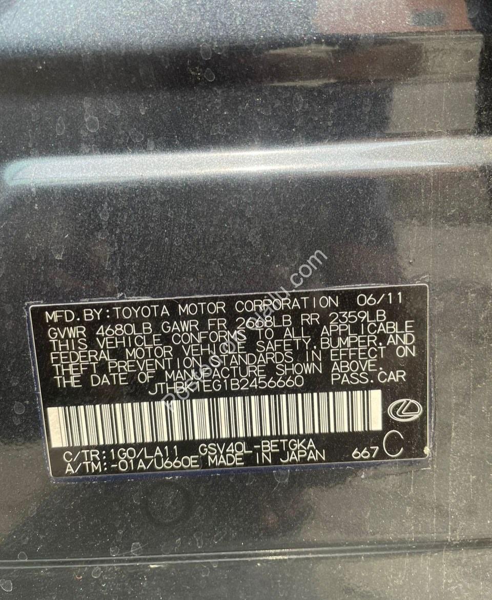 Luxury Lexus ES350: Sunroof & Tech for 13M Naira