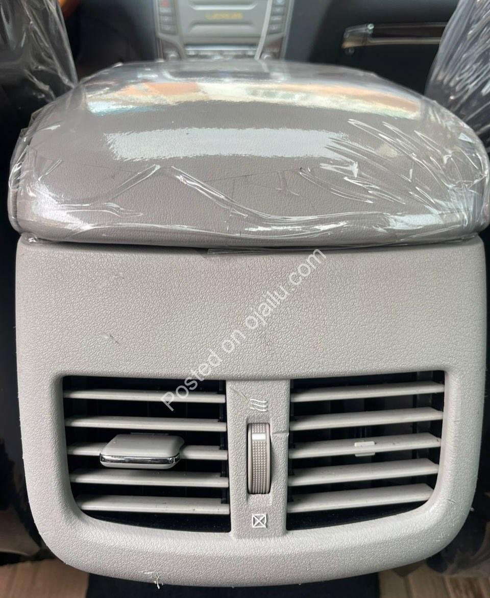 Luxury Lexus ES350: Sunroof & Tech for 13M Naira