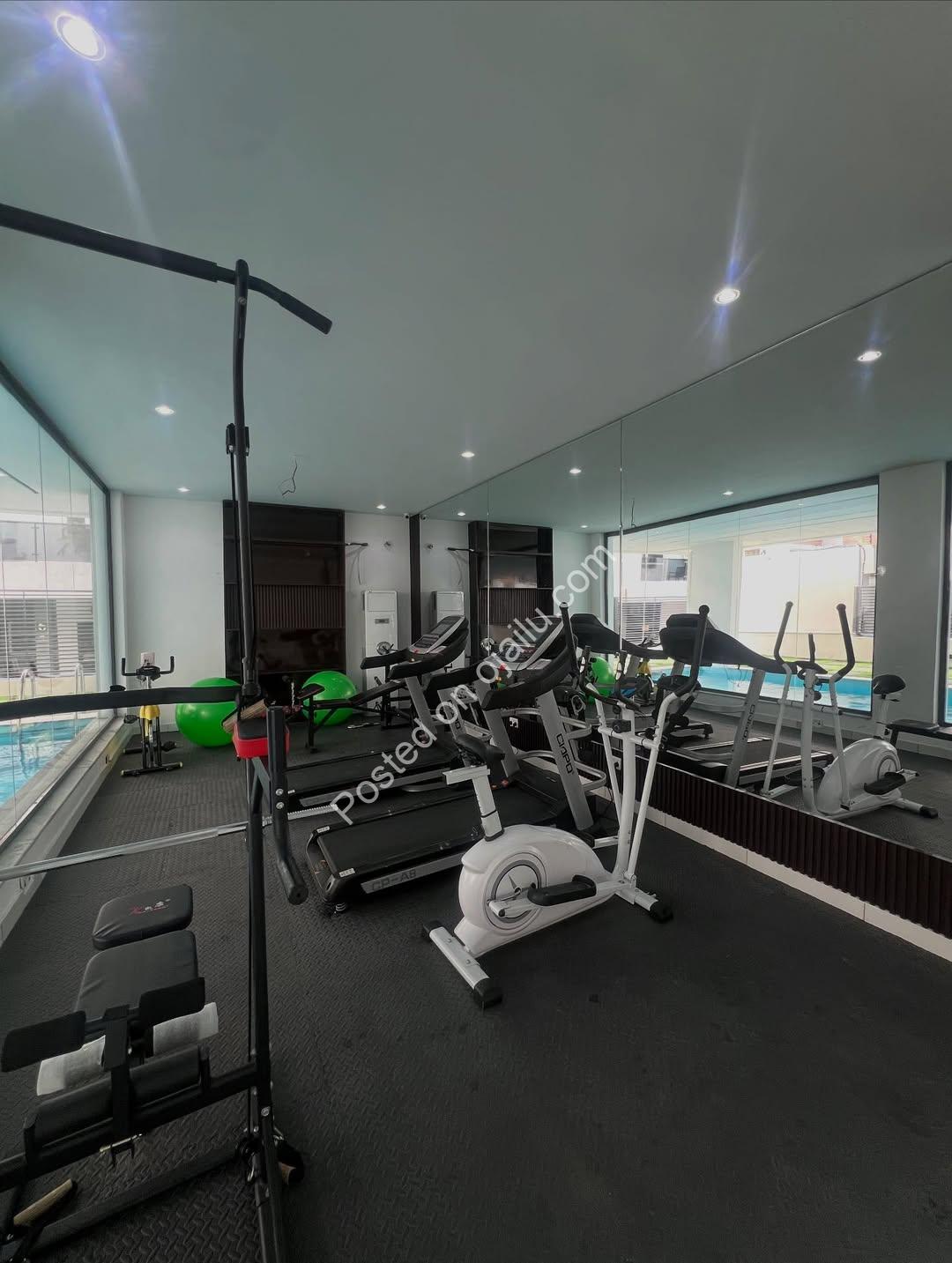 Lekki’s Finest: 2BR Haven with Pool & BQ