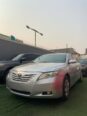 2009 Toyota Camry: Reliable & Affordable Luxury
