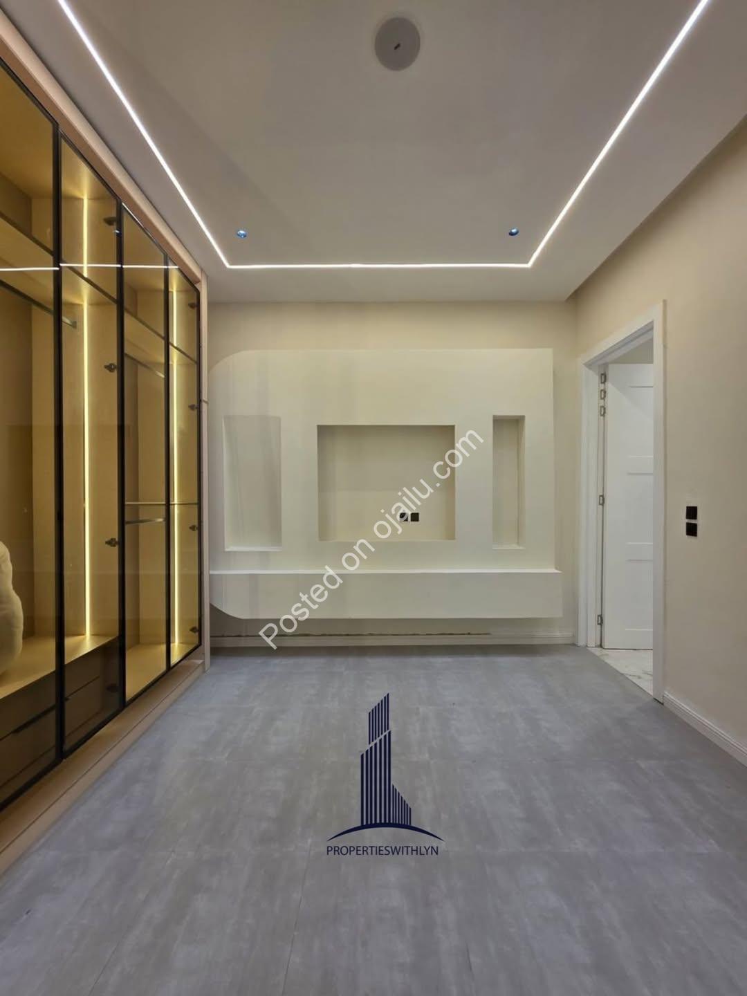 Lekki’s Ultimate 5-Bed Estate with Private Pool & Cinema