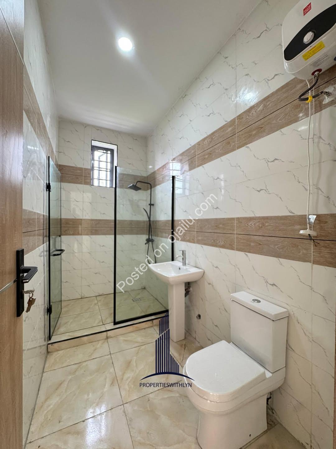 Stunning 3-Bed Duplex with Solar Power & Spacious Quarters in Sangotedo