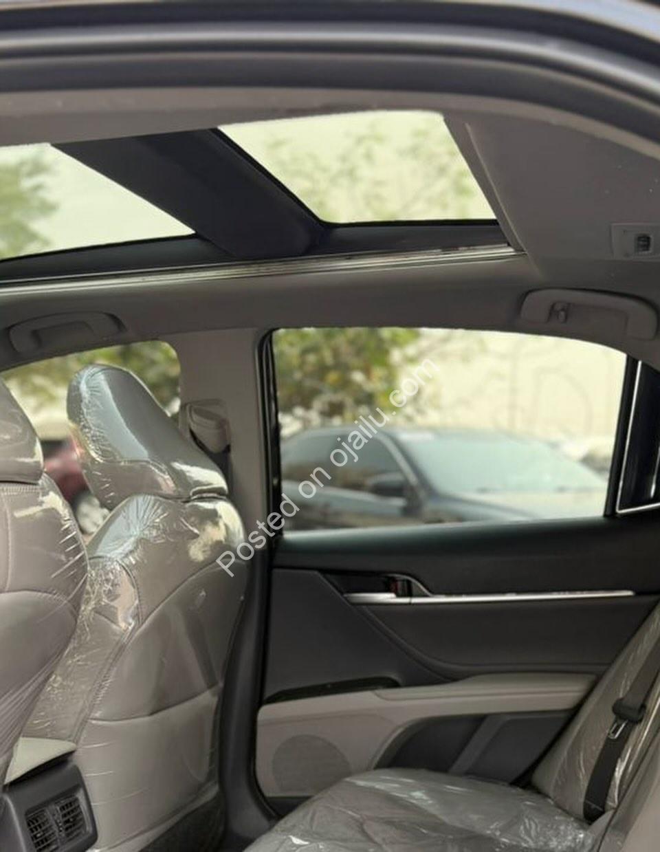 2018 Camry XSE: TRD Kits, Panoramic Roof, Keyless