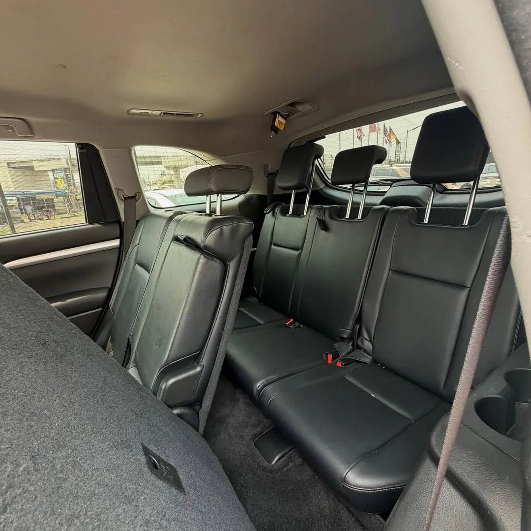 Luxury SUV Deal: 2016 Toyota Highlander XLE AWD