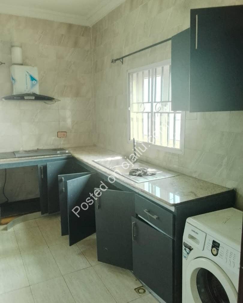 Lekki Phase 1 Gem: 2-Bed Ensuite Haven