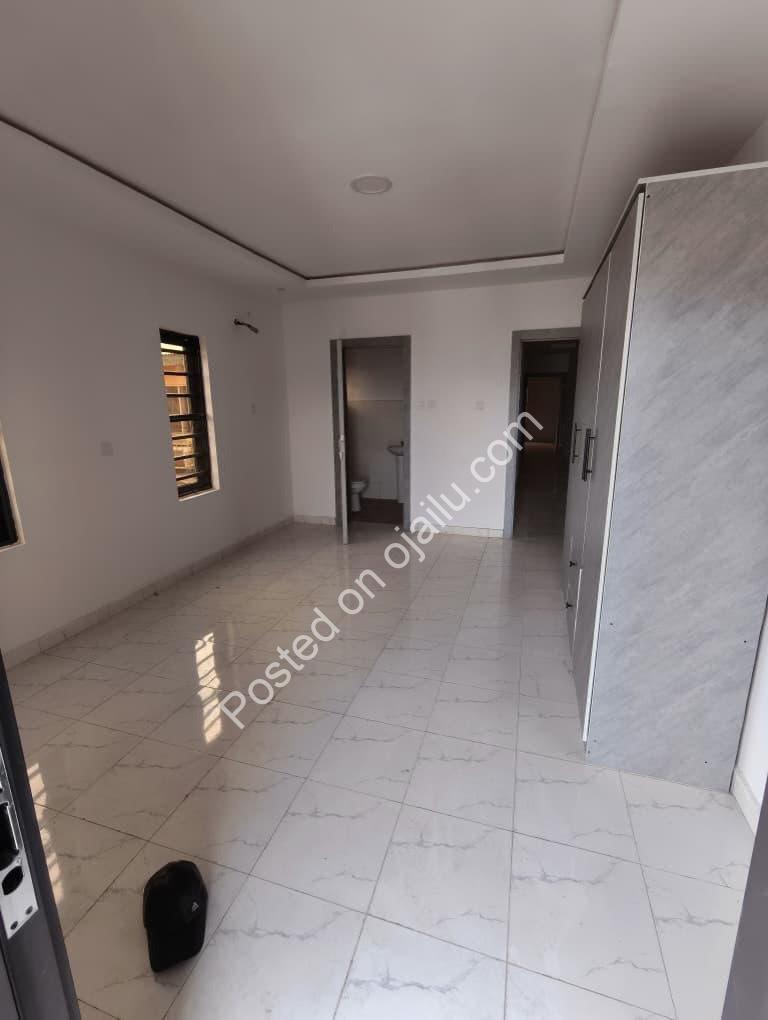 Exquisite 3-Bed Ensuite Duplex in Magodo
