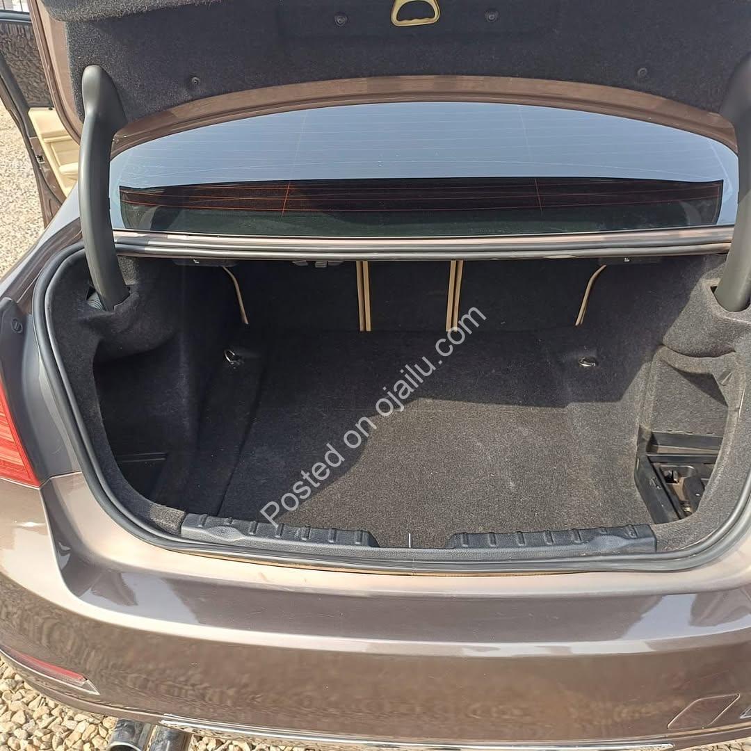 BMW 328i: Luxury Power, Belgium Standard