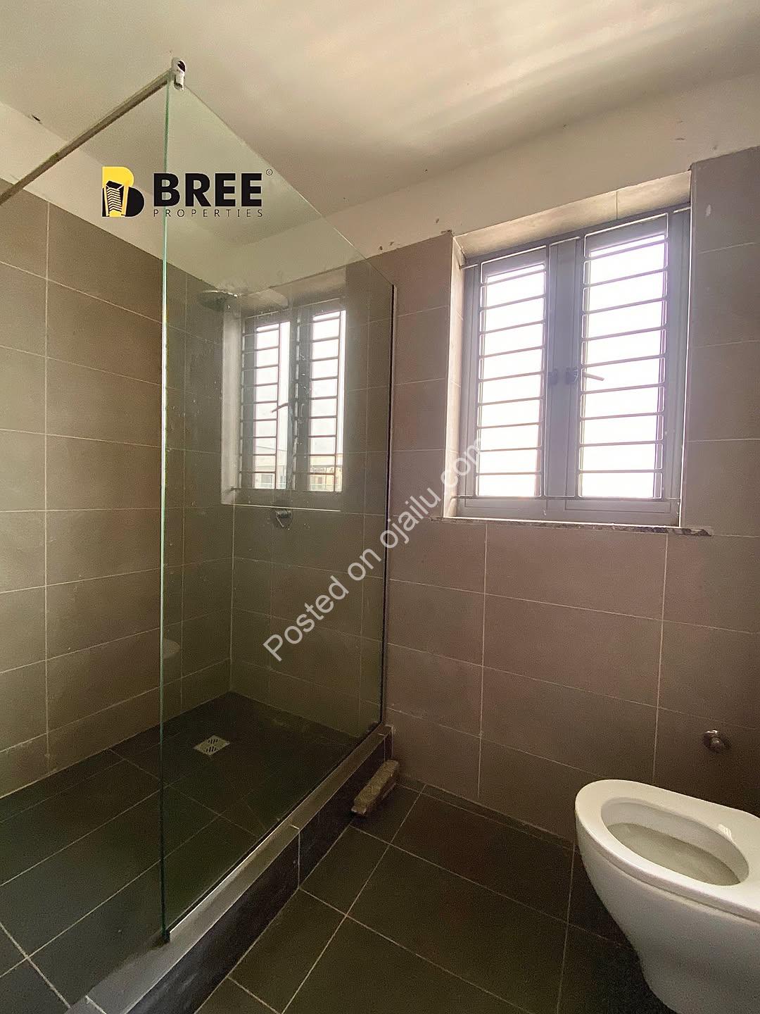 Lekki Phase 1’s Finest: 4 New Semidetached Homes