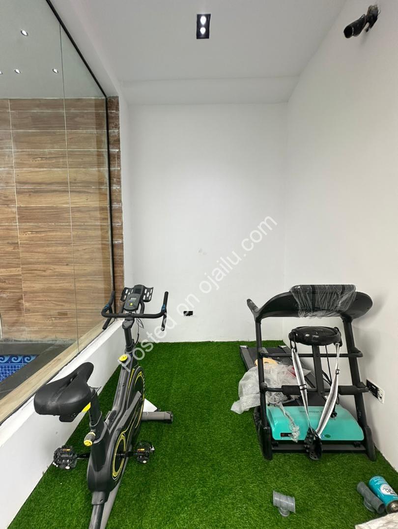 Stunning 5-Bed Dulex with Pool in Prime Lekki