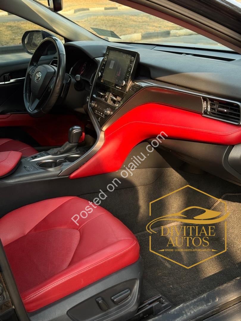 2022 Camry: Low-Mileage Luxury in Abuja