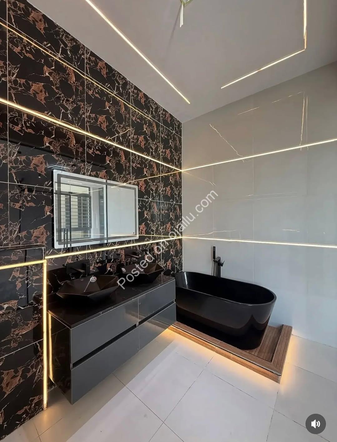 Lavish 5-Bedroom Haven in Chevron Tollgate Estate