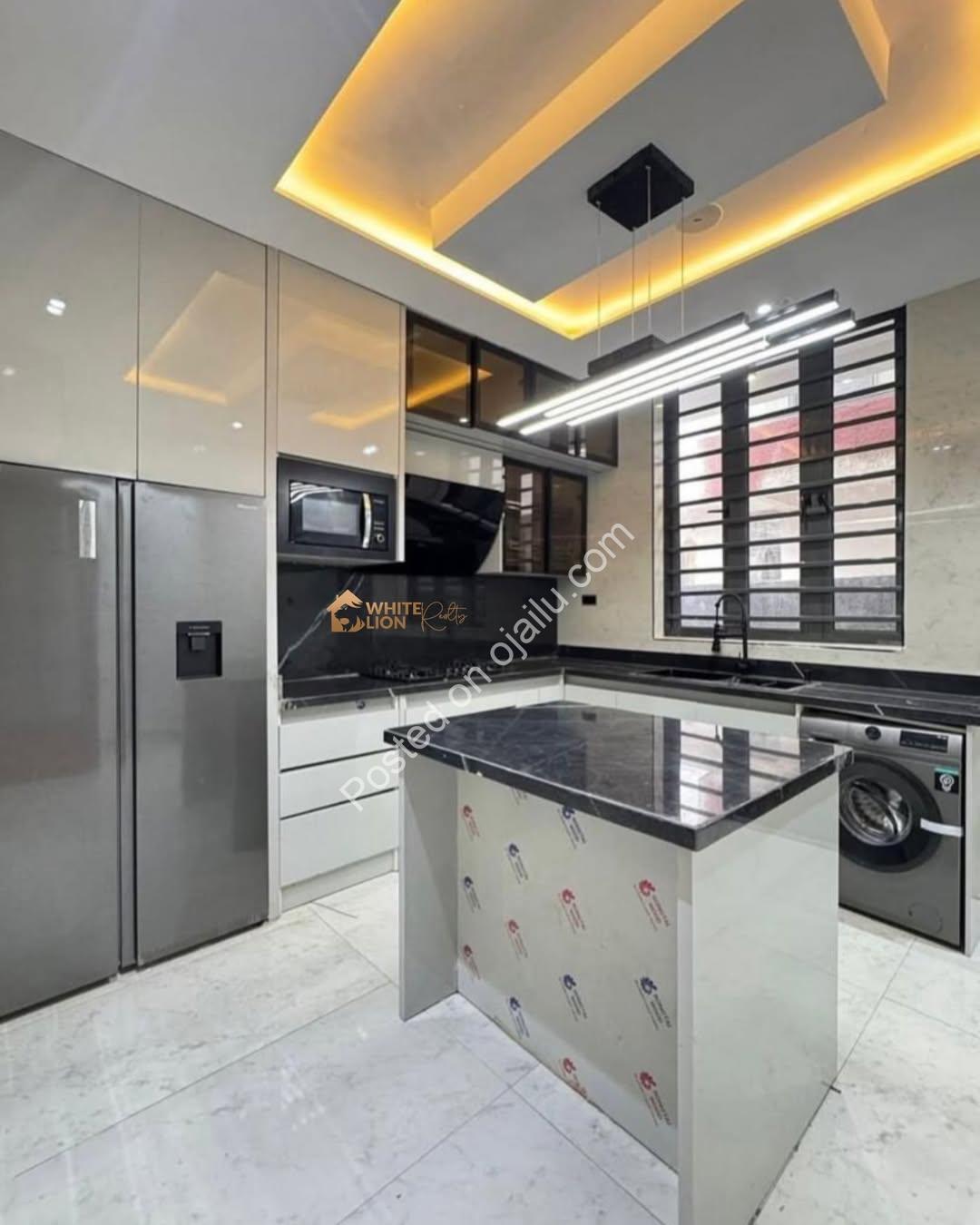 Lekki’s Ultimate 5-Bedroom Haven with BQ & Resort-Style Living