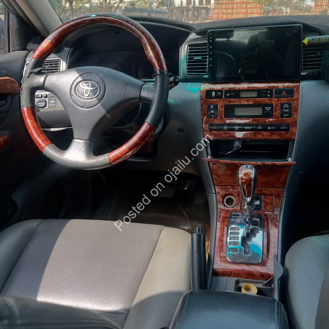 Unbeatable 2005 Corolla Altis: Clean & Ready