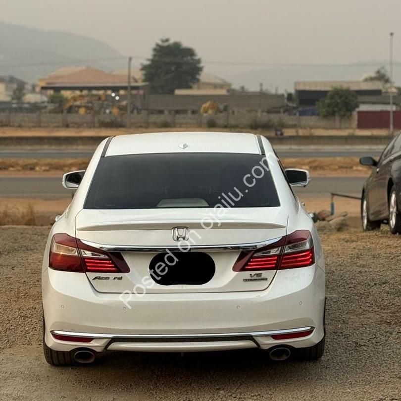 Luxury Power: 2017 Honda Accord V6 Touring