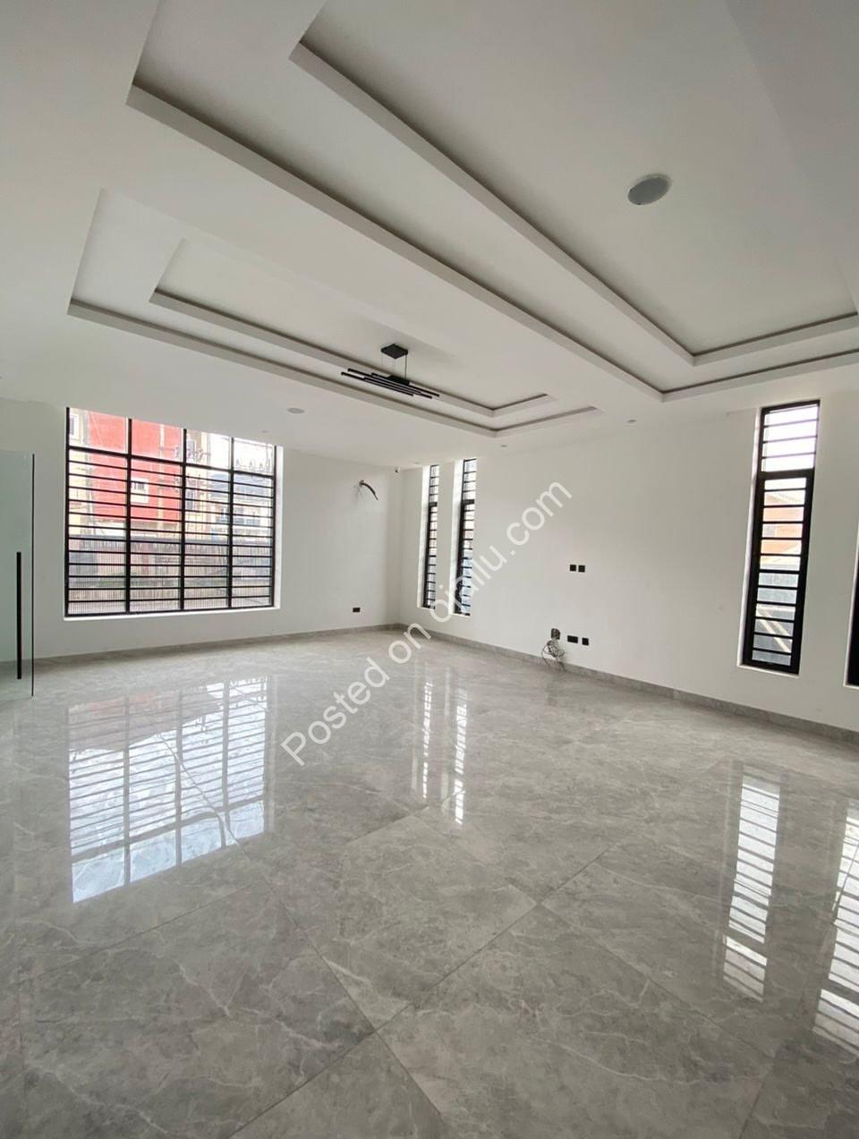 Lekki’s Ultimate 5-Bedroom Estate with Cinema & Pool