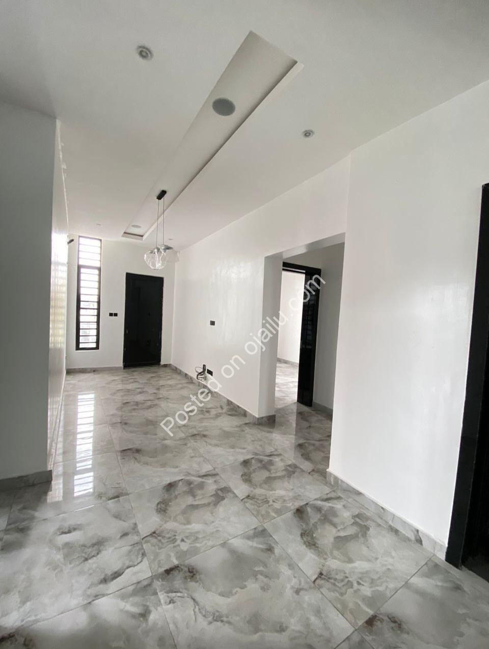 Lekki’s Ultimate 5-Bedroom Estate with Cinema & Pool