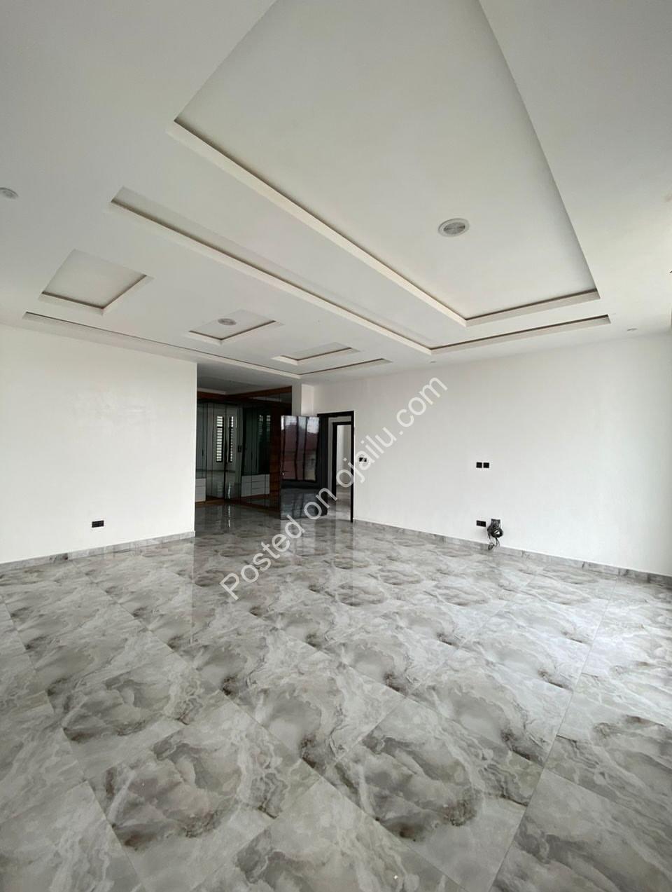 Lekki’s Ultimate 5-Bedroom Estate with Cinema & Pool