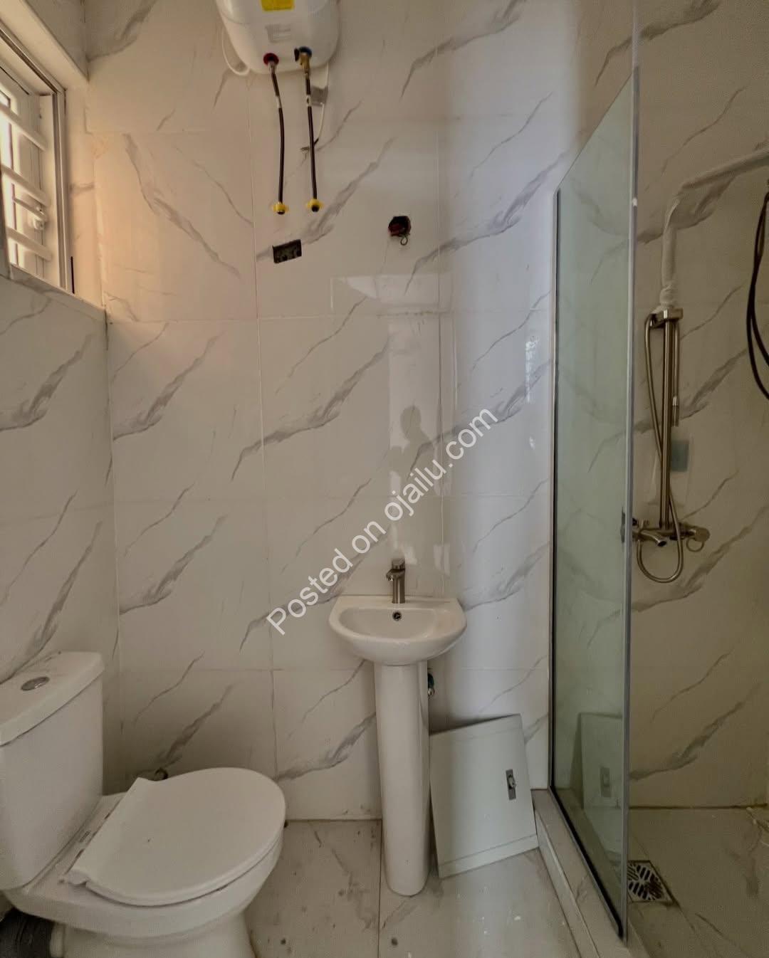 Spacious 4-Bedroom Duplex with Modern Luxury in Lekki