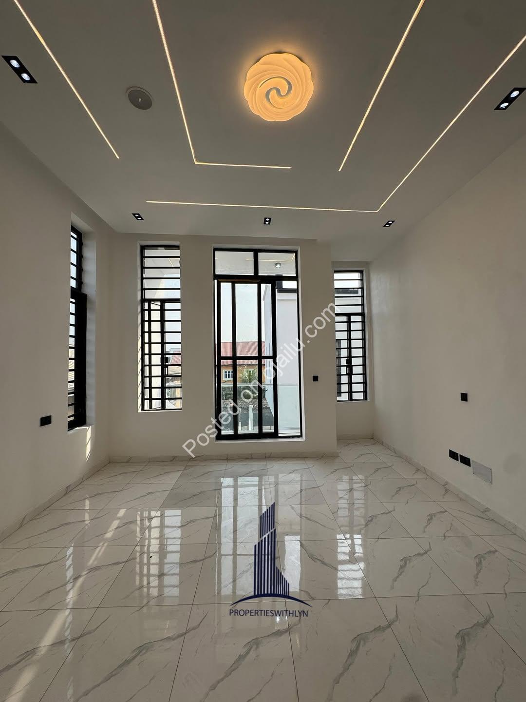 Spacious 4-Bedroom Duplex with 4-Car Driveway in Sangotedo