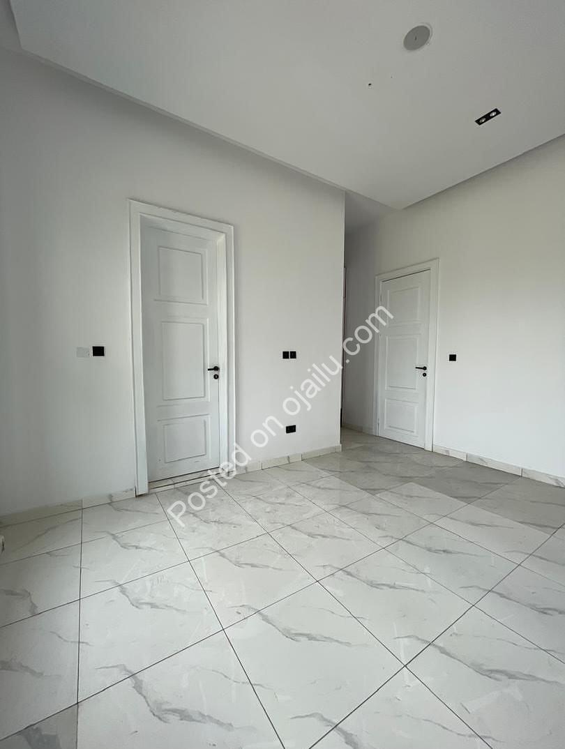 Lekki’s Ultimate 6-Bedroom Smart Home Oasis