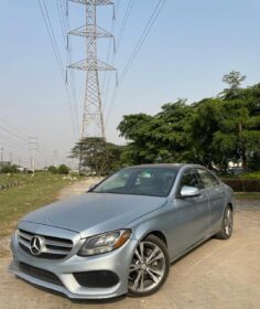 Luxury 2017 Mercedes C300: Panoramic Roof & Full Options