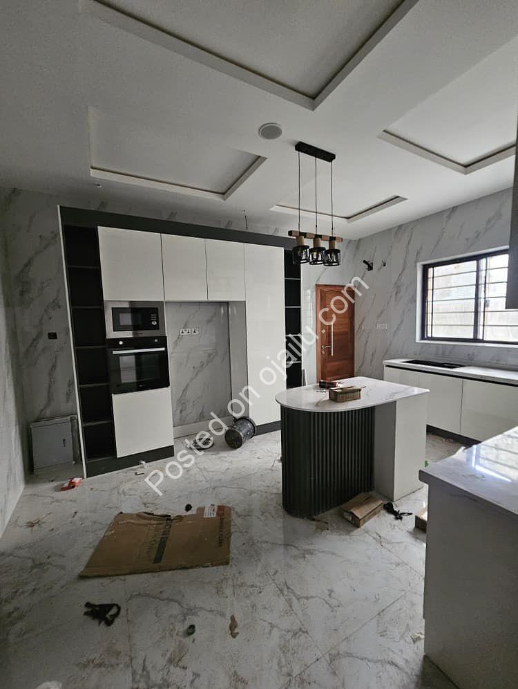 Grand 6-Bedroom Duplex with BQ in Secure Ojodu Estate