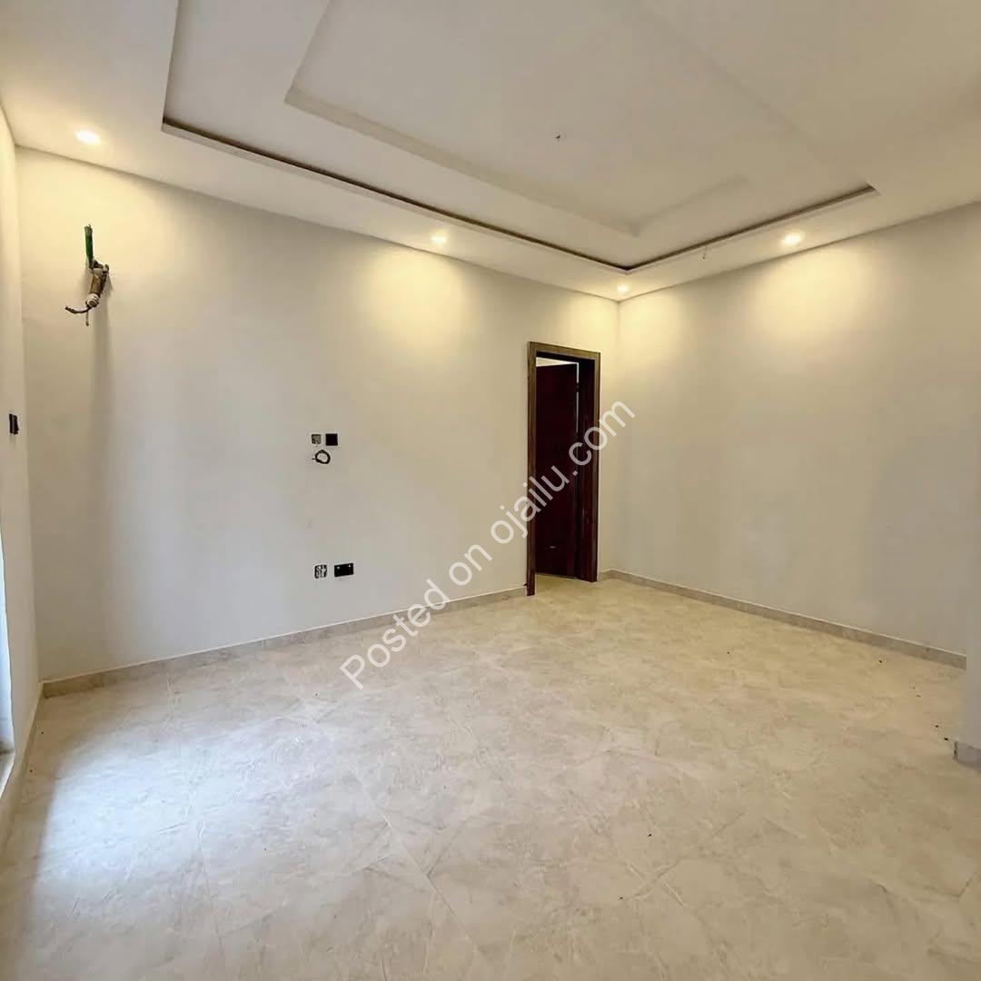 Lekki’s Ultimate Family Sanctuary: 4BR Maisonette with Pool & BQ