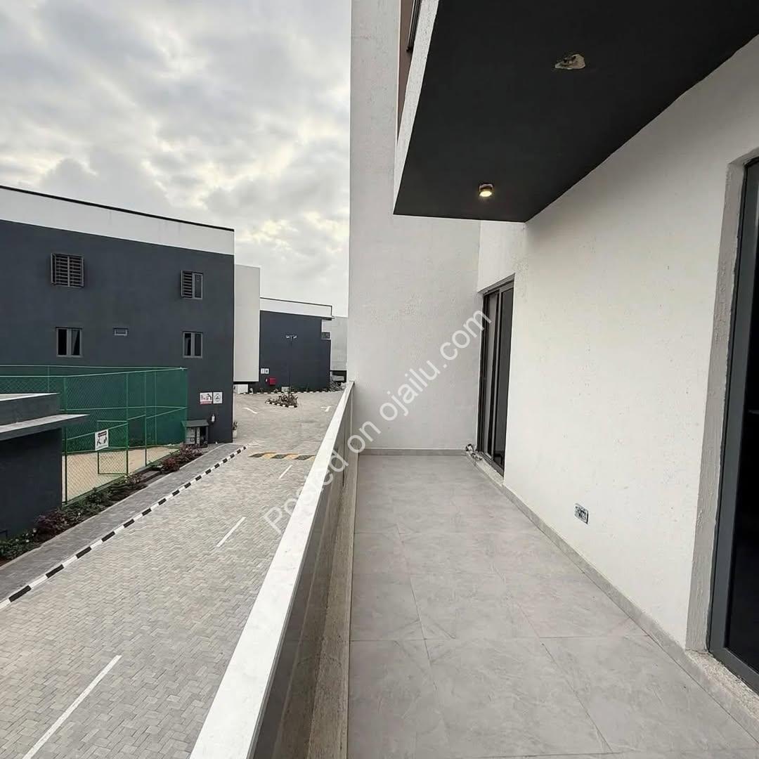 Lekki’s Ultimate Family Sanctuary: 4BR Maisonette with Pool & BQ