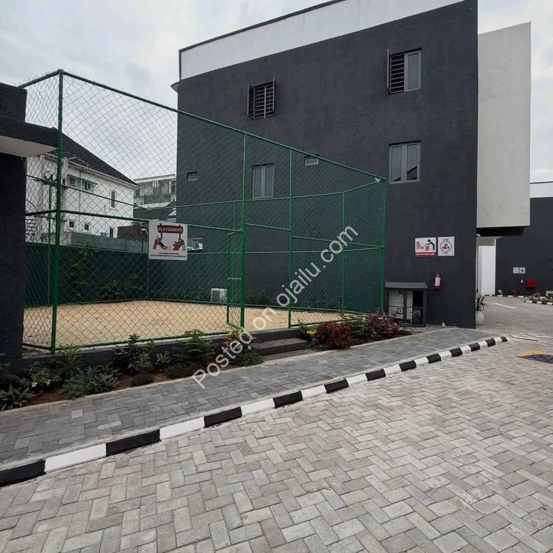 Lekki’s Ultimate Family Sanctuary: 4BR Maisonette with Pool & BQ