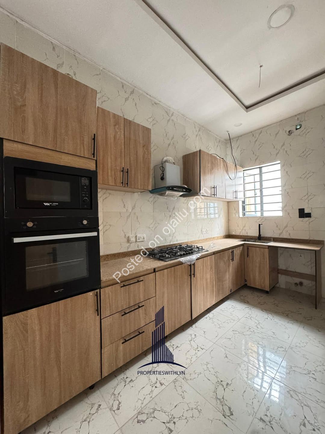 Spacious 4-Bedroom Terrace Duplex in Sangotedo