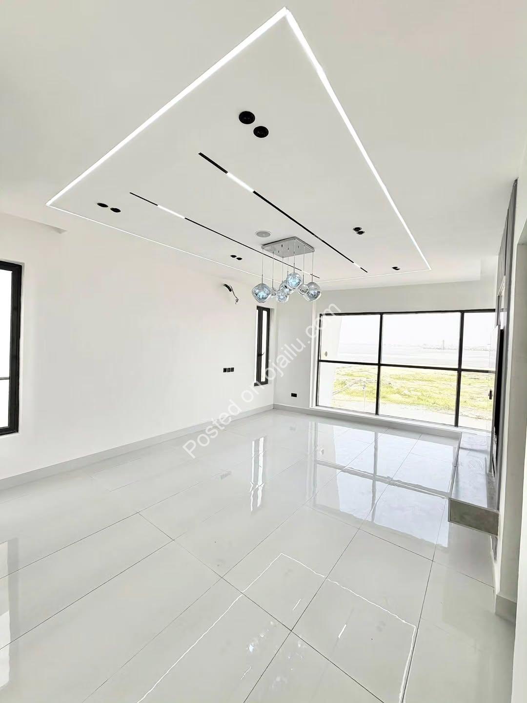 5-Bed Duplex with Cinema & Gym in Ajah