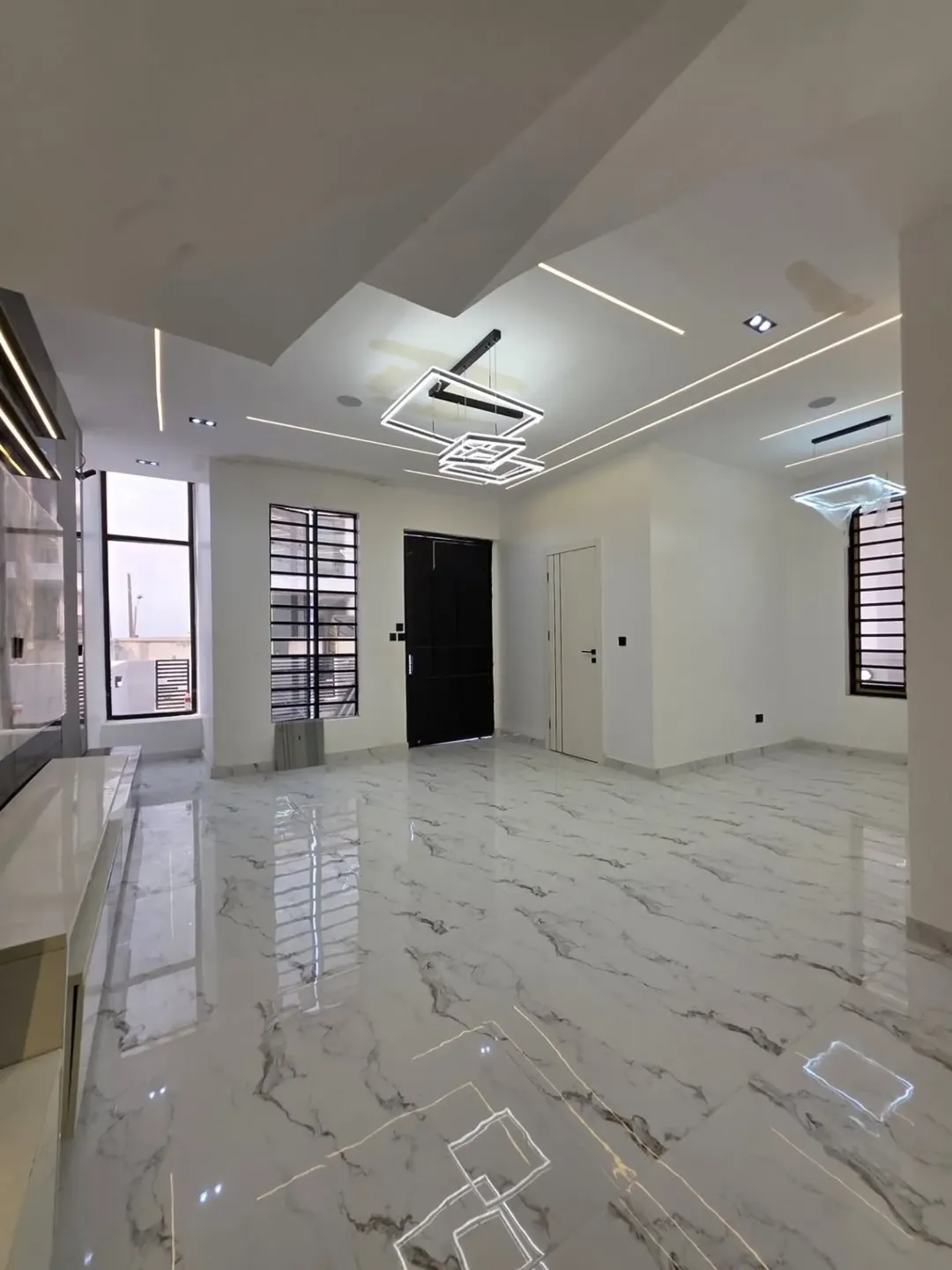 Modern 4-Bed Ensuite Duplex in Prime Ajah Lekki