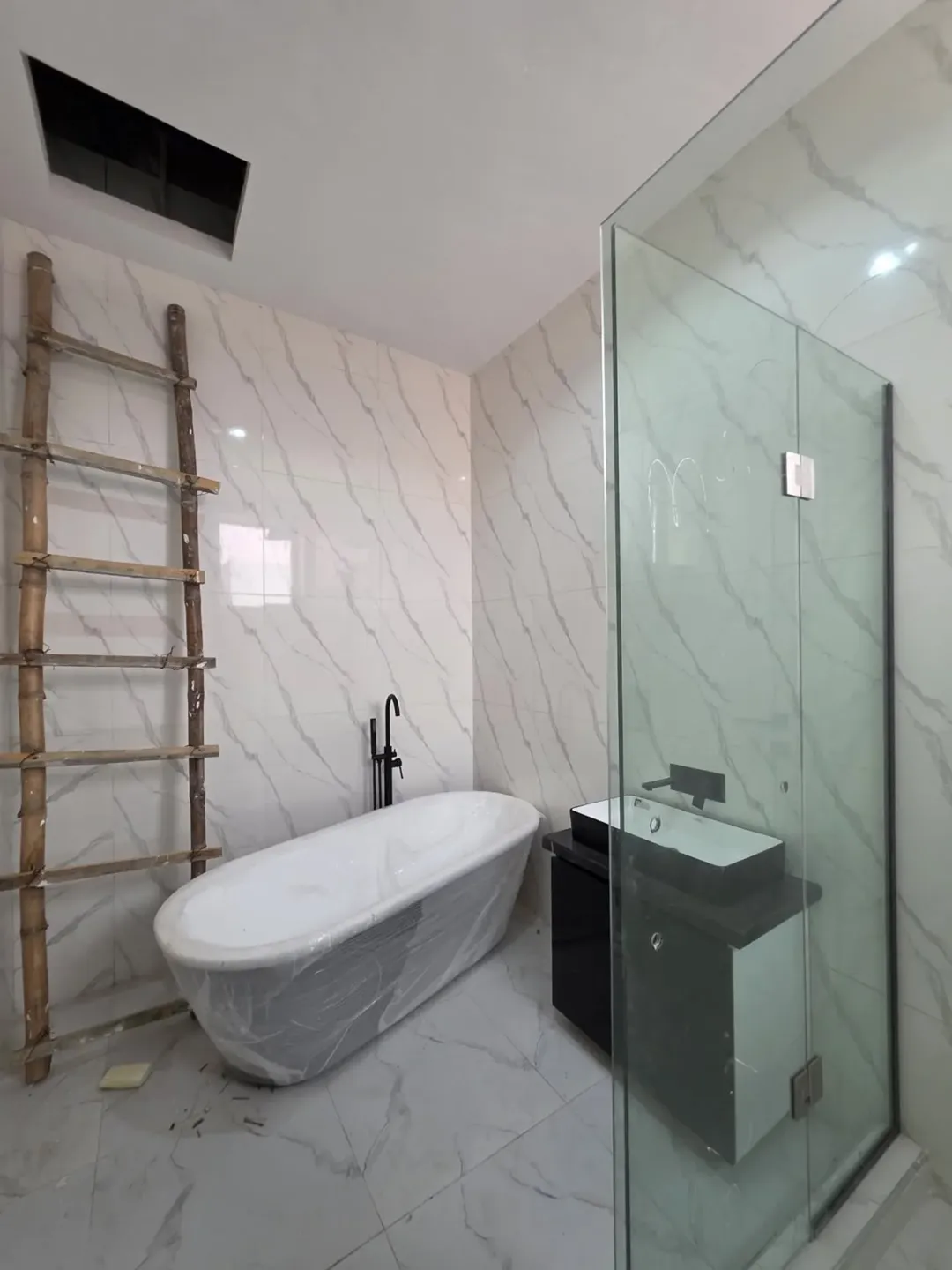 Modern 4-Bed Ensuite Duplex in Prime Ajah Lekki