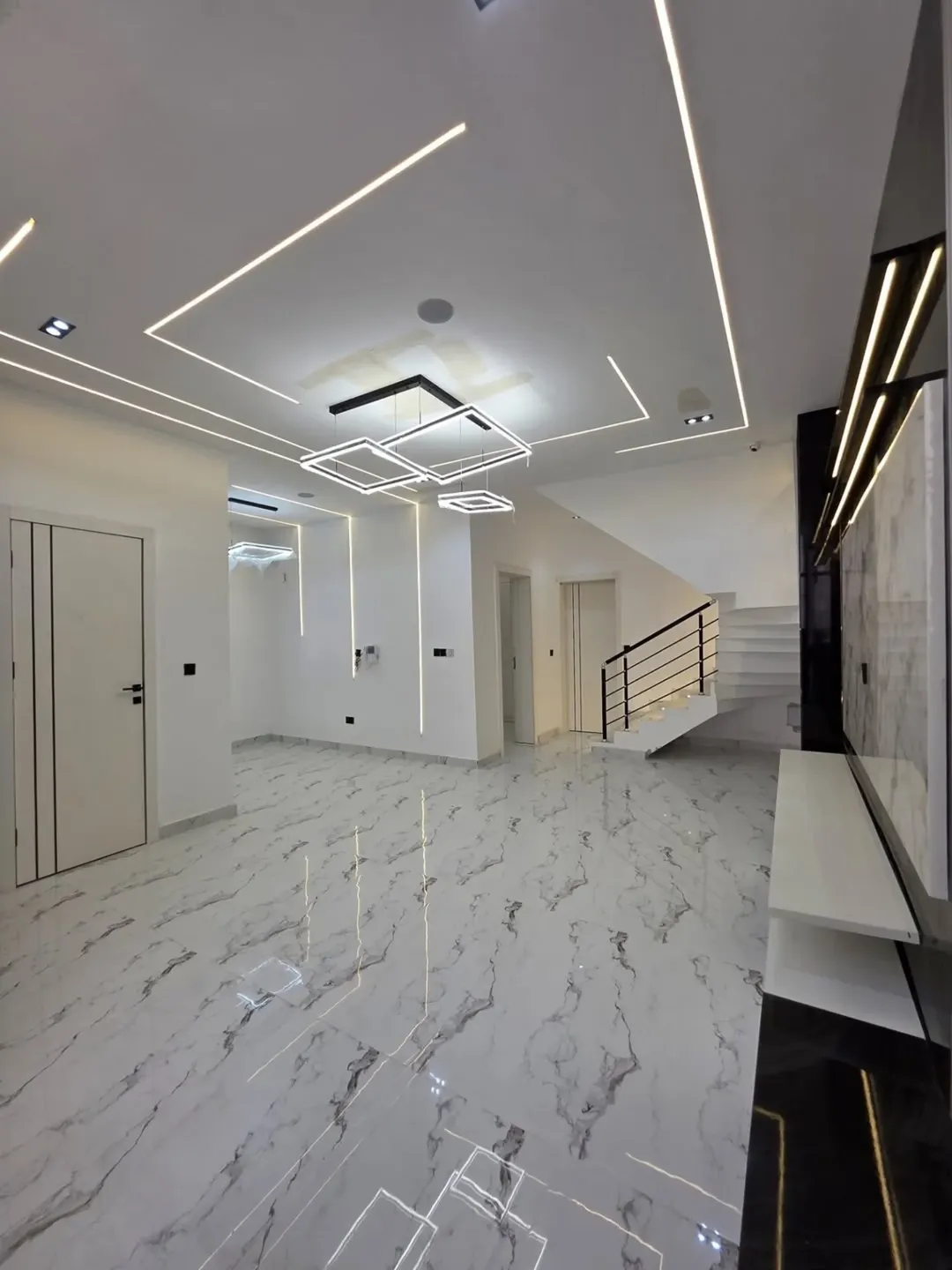 Modern 4-Bed Ensuite Duplex in Prime Ajah Lekki