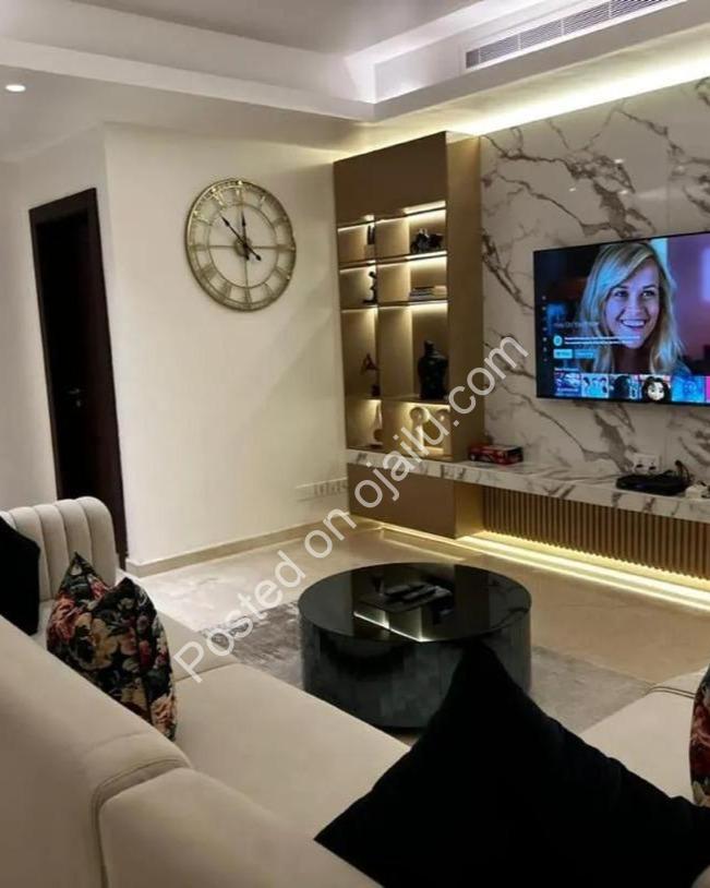 8th-Floor Eko Pearl Gem: Sea & Marina Views Await