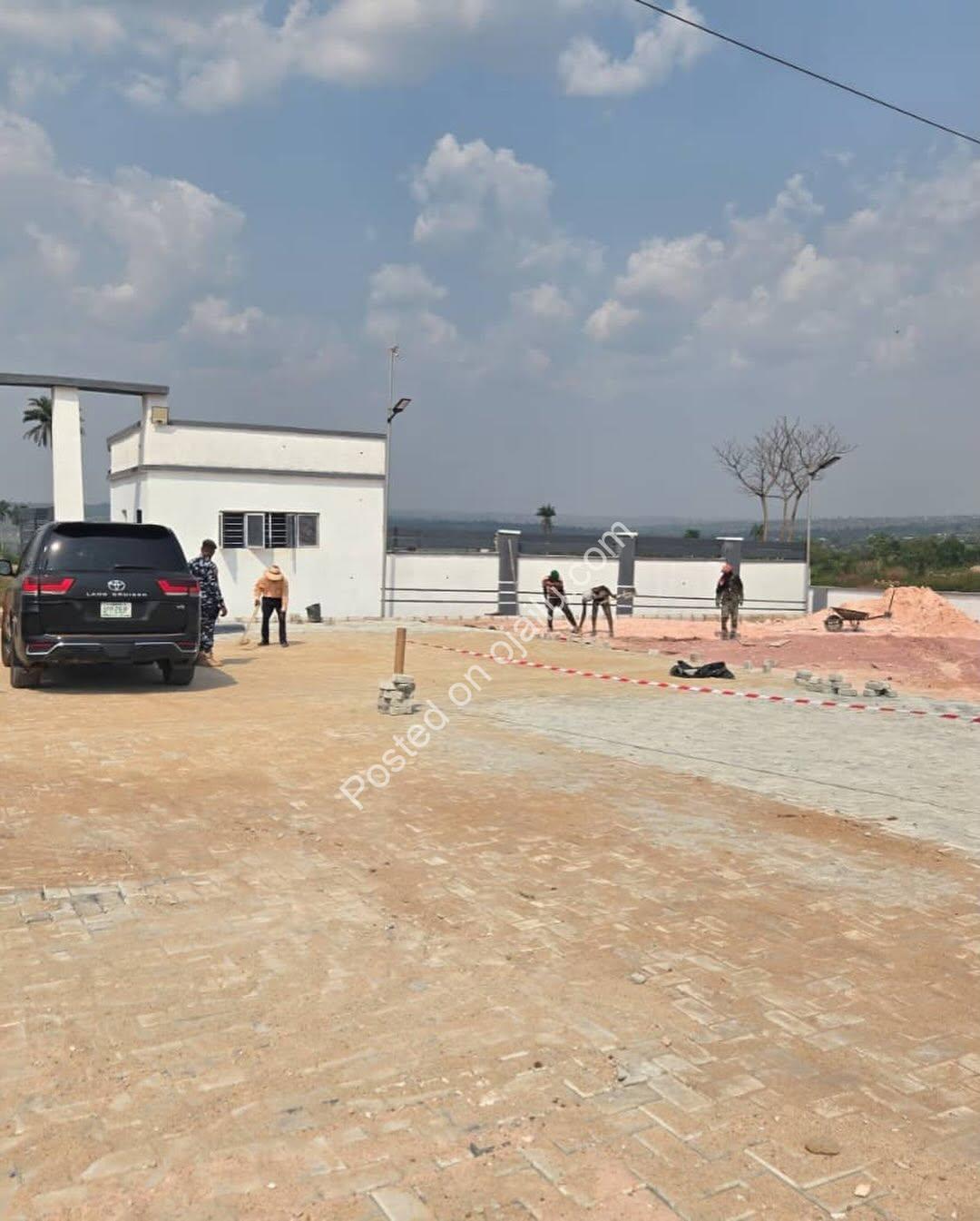 Christmas Deal: Prime Asaba Land with High-End Amenities!