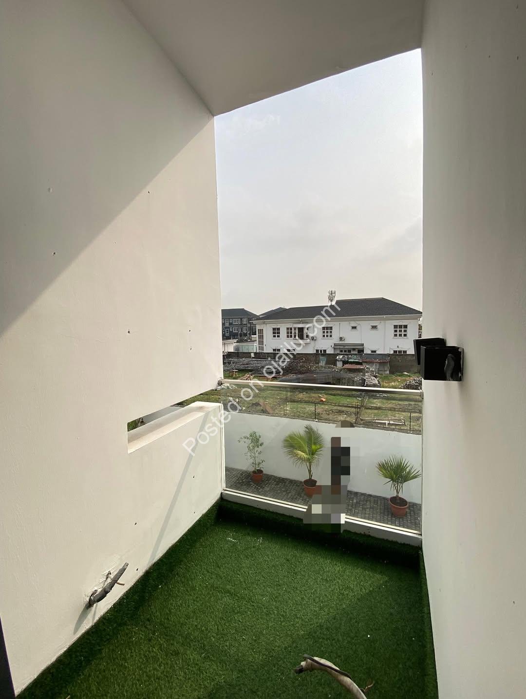 Serene 4-Bed Terrace Duplex with Pool & BQ in Lekki