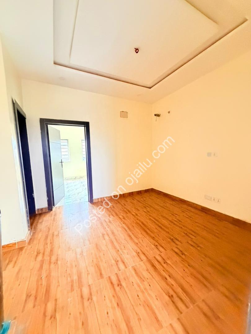 Modern 3BR Duplex with Pool & Dual Studies in Ajao Estate