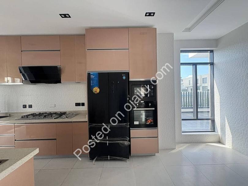 Pinnock Estate: 5-Bedroom Haven with Pool & Cinema