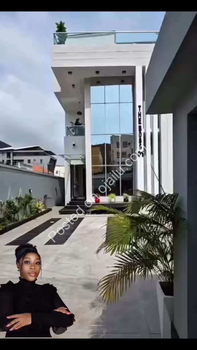 Lekki Phase 1 Gem: 5-Bed Duplex with Pool & Gym