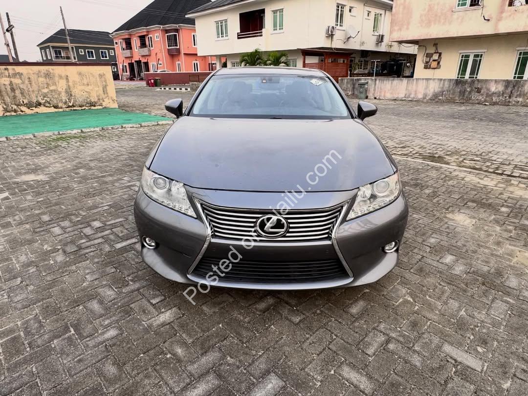 Luxury Loaded 2014 Lexus ES 350